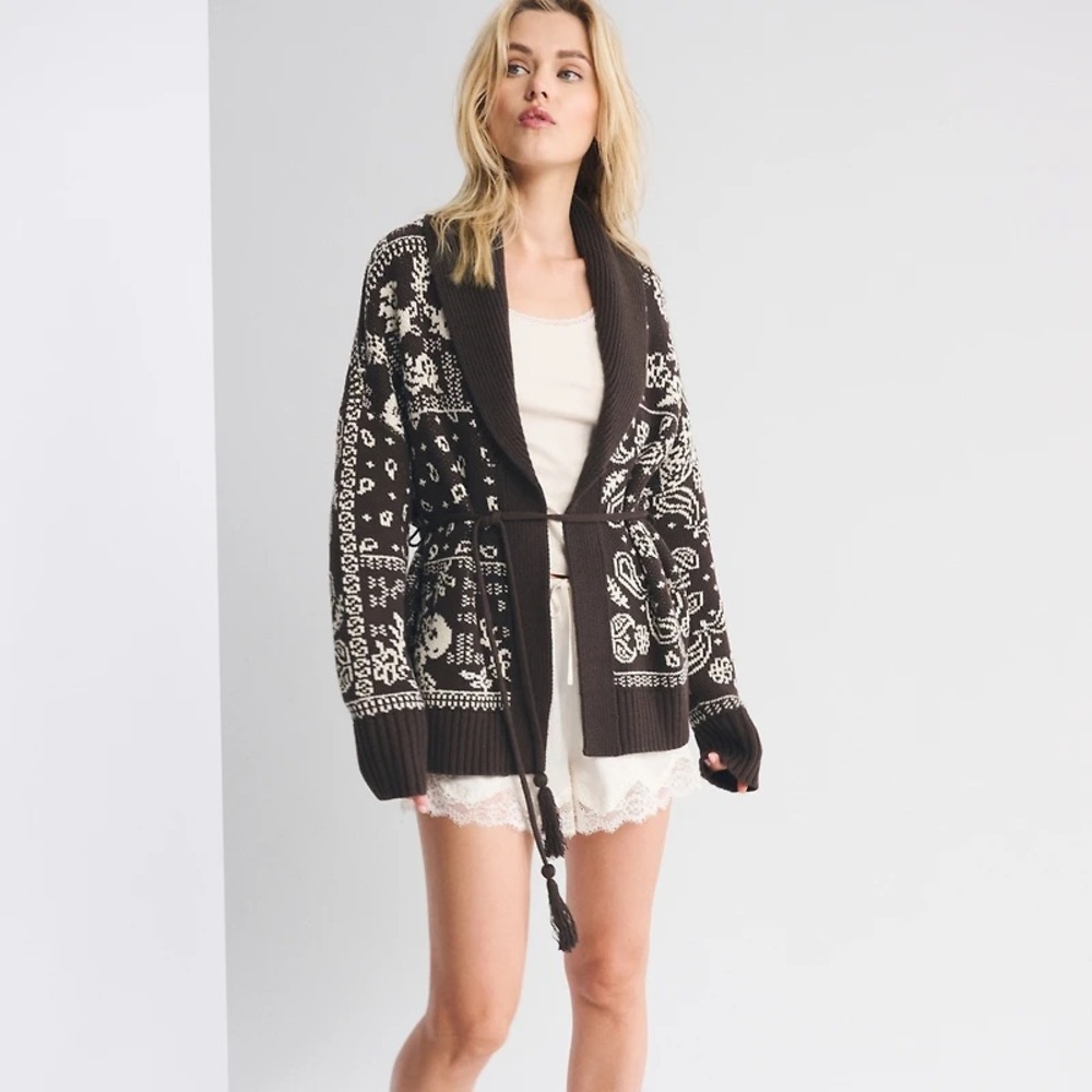 Abercrombie Bandanna Print Cardigan